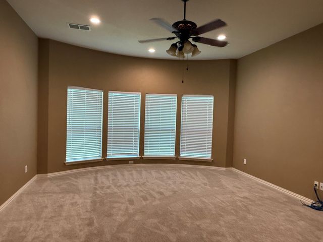 2207 Canterbury Drive, Mansfield, TX 76063
