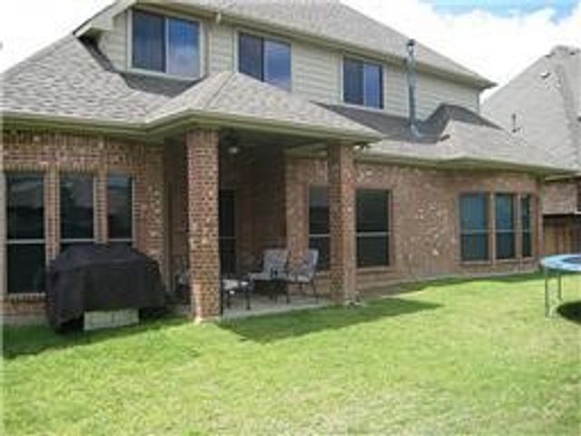 2207 Canterbury Drive, Mansfield, TX 76063