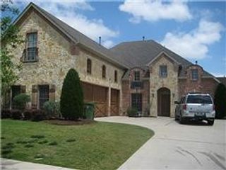 2207 Canterbury Drive, Mansfield, TX 76063