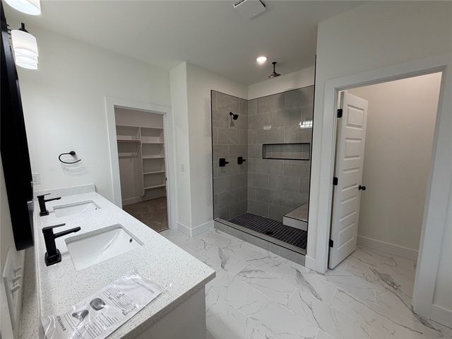 19 Lasswade Circle, Bella Vista, AR 72715