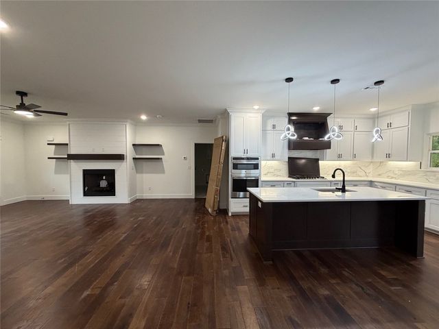 19 Lasswade Circle, Bella Vista, AR 72715