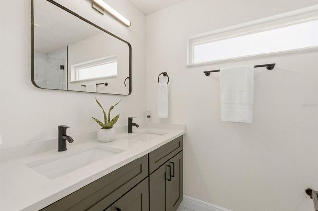 2580 68TH AVENUE S, St Petersburg, FL 33712