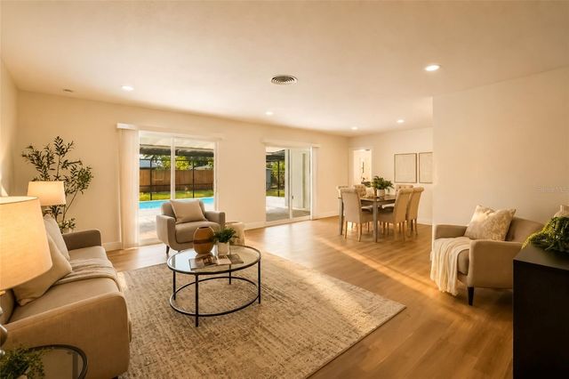 2580 68TH AVENUE S, St Petersburg, FL 33712