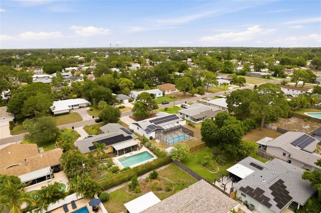 2580 68TH AVENUE S, St Petersburg, FL 33712