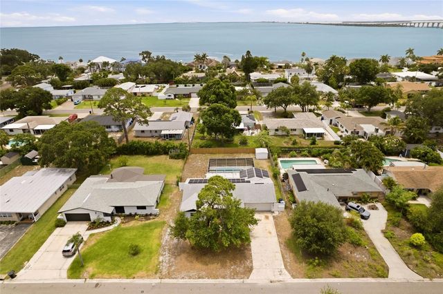 2580 68TH AVENUE S, St Petersburg, FL 33712