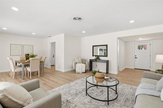 2580 68TH AVENUE S, St Petersburg, FL 33712
