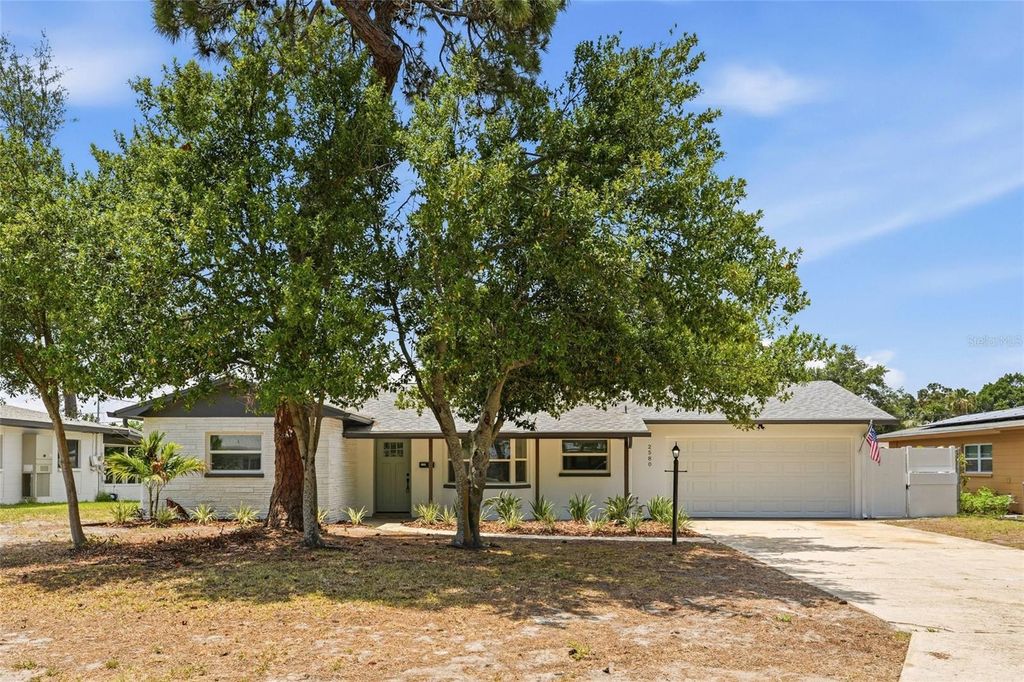 2580 68TH AVENUE S, St Petersburg, FL 33712