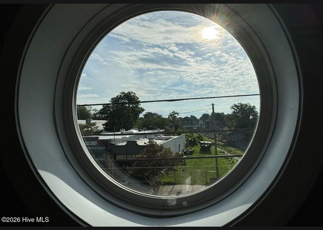 619 N 4th Street 202, Wilmington, NC 28401