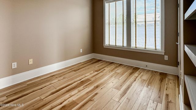 619 N 4th Street 202, Wilmington, NC 28401