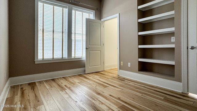 619 N 4th Street 202, Wilmington, NC 28401