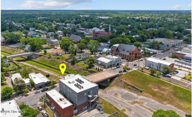 619 N 4th Street 202, Wilmington, NC 28401