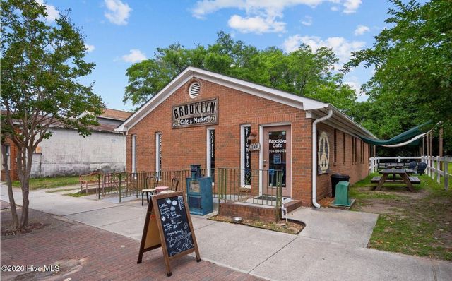 619 N 4th Street 202, Wilmington, NC 28401