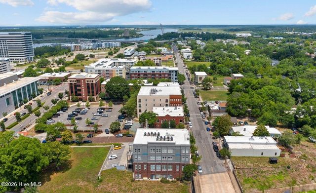 619 N 4th Street 202, Wilmington, NC 28401