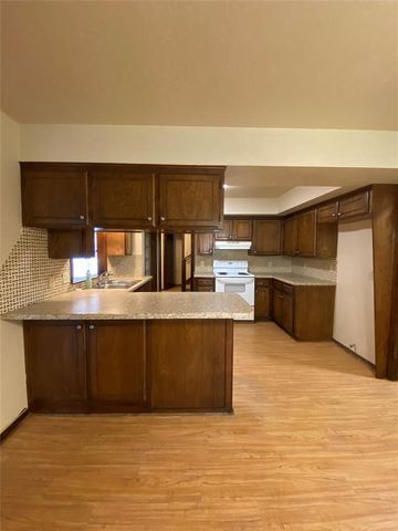 6707 W Britton Road, Oklahoma City, OK 73132