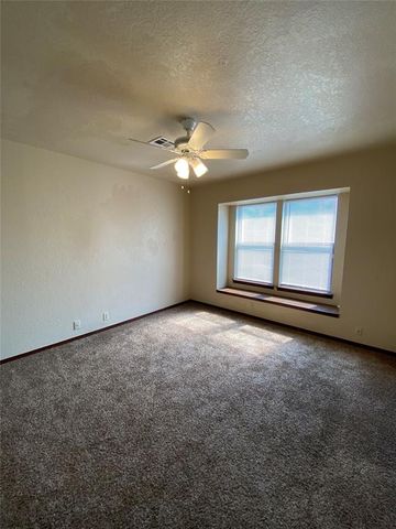 6707 W Britton Road, Oklahoma City, OK 73132
