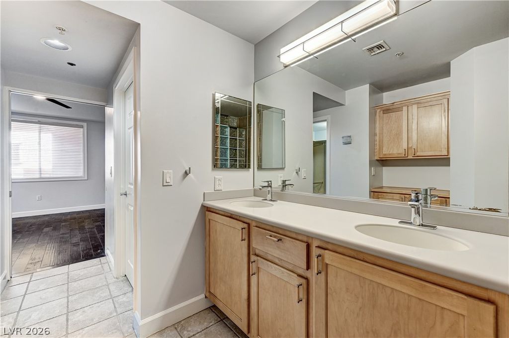 75 East Agate Avenue 303, Las Vegas, NV 89123 — photo 4
