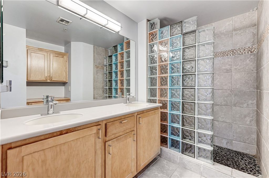 75 East Agate Avenue 303, Las Vegas, NV 89123 — photo 5
