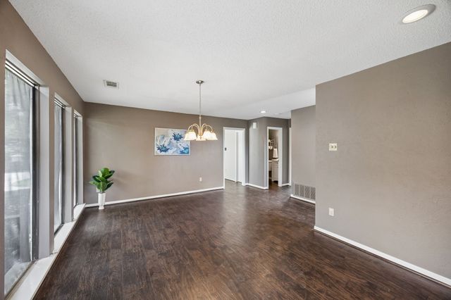 5 Chelsey Circle, Richardson, TX 75082