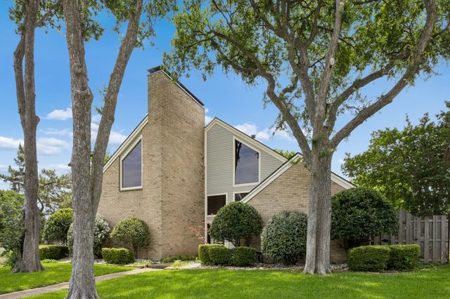5 Chelsey Circle, Richardson, TX 75082