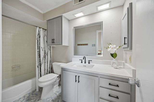 5 Chelsey Circle, Richardson, TX 75082