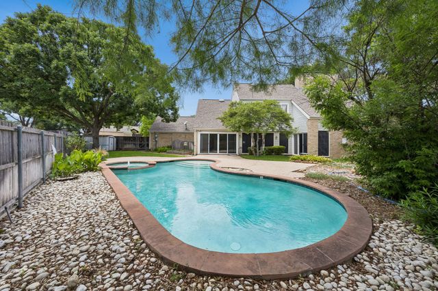 5 Chelsey Circle, Richardson, TX 75082