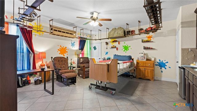 3314 Jasons Way, Marion, TX 78124