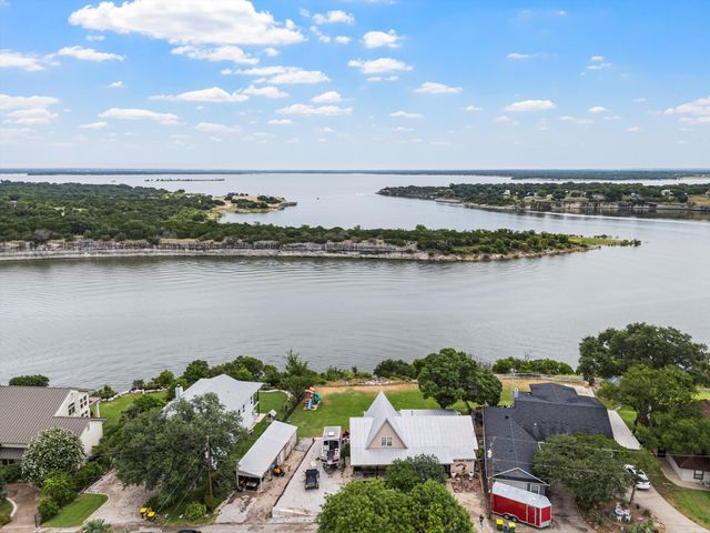 310 County Road 1710, Clifton, TX 76634