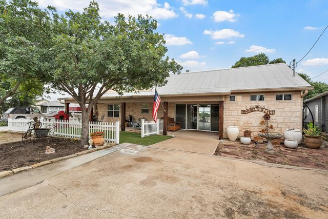 310 County Road 1710, Clifton, TX 76634