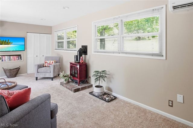 3126 Mayfield Road, Silver Lake, OH 44224