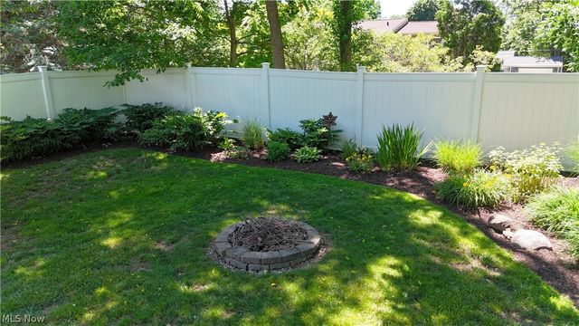 3126 Mayfield Road, Silver Lake, OH 44224