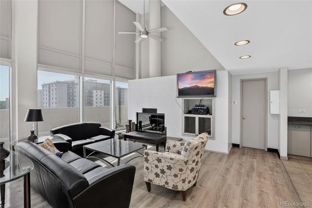 888 N Logan Street 9H, Denver, CO 80203