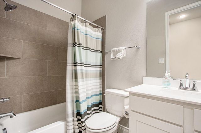 4122 Sage Glen Lane, Fulshear, TX 77441