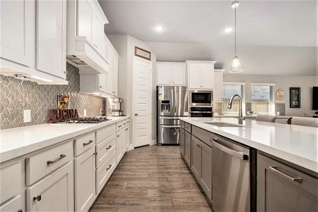 4122 Sage Glen Lane, Fulshear, TX 77441