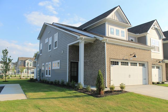 5711 Cloverwood Dr, Rockvale, TN 37153