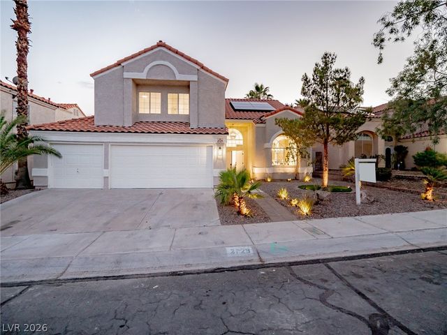 2729 Beachside Court, Las Vegas, NV 89117