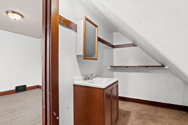 1115 N 11th STREET, Sheboygan, WI 53081