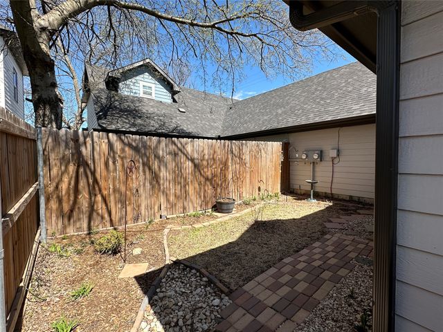 500-502 W Owings Street, Denison, TX 75020