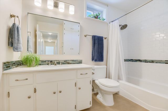 3201 Yellowpine TER, Austin, TX 78757