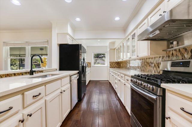 3201 Yellowpine TER, Austin, TX 78757