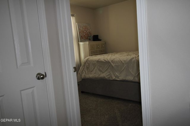 797 NUEVO DESIERTO Drive, El Paso, TX 79928