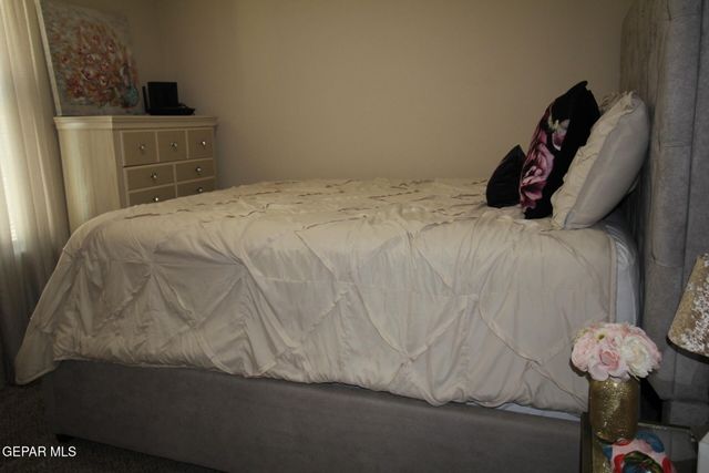 797 NUEVO DESIERTO Drive, El Paso, TX 79928