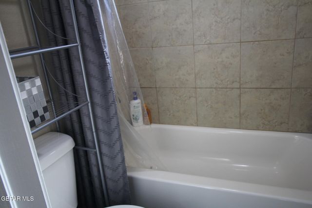 797 NUEVO DESIERTO Drive, El Paso, TX 79928