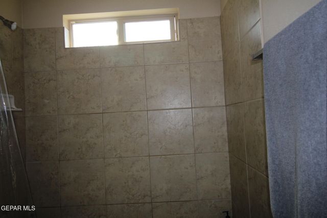 797 NUEVO DESIERTO Drive, El Paso, TX 79928