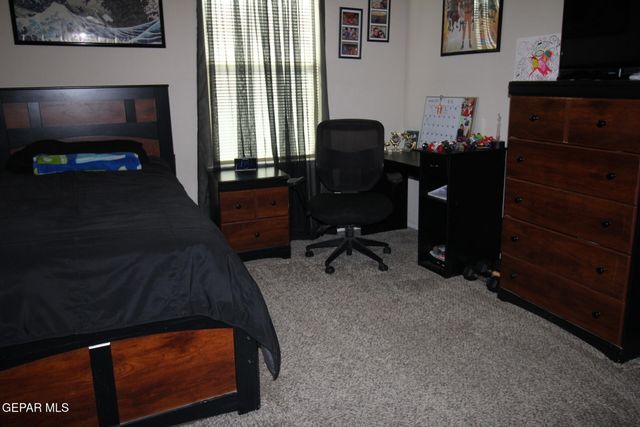 797 NUEVO DESIERTO Drive, El Paso, TX 79928