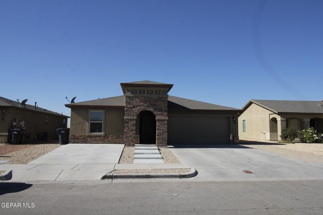 797 NUEVO DESIERTO Drive, El Paso, TX 79928