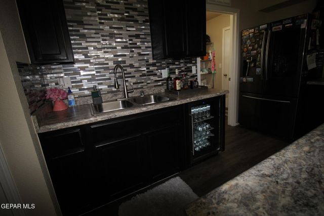 797 NUEVO DESIERTO Drive, El Paso, TX 79928