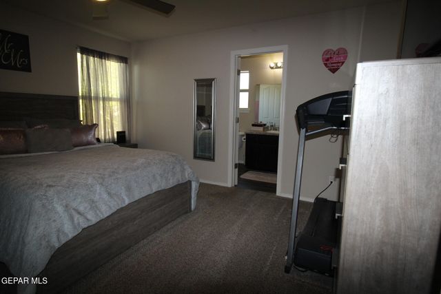 797 NUEVO DESIERTO Drive, El Paso, TX 79928