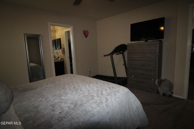 797 NUEVO DESIERTO Drive, El Paso, TX 79928