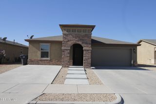 797 NUEVO DESIERTO Drive, El Paso, TX 79928