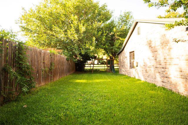 150 Private Road 4656, Boyd, TX 76023